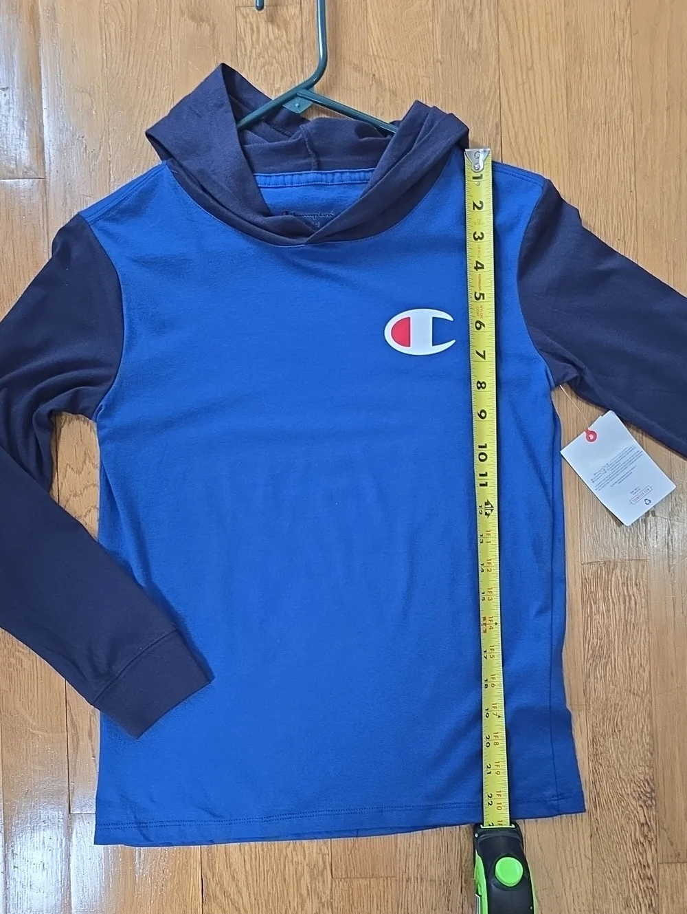 CHAMPION SIGNATURE BOYS BLUE LONG SLEEVES HOODED TEE-SHIRT & JOGGERS SIZE MEDIUM